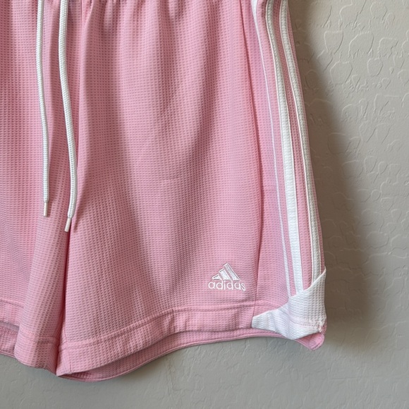 Adidas baby pink athletic shorts size m - Picture 2 of 4